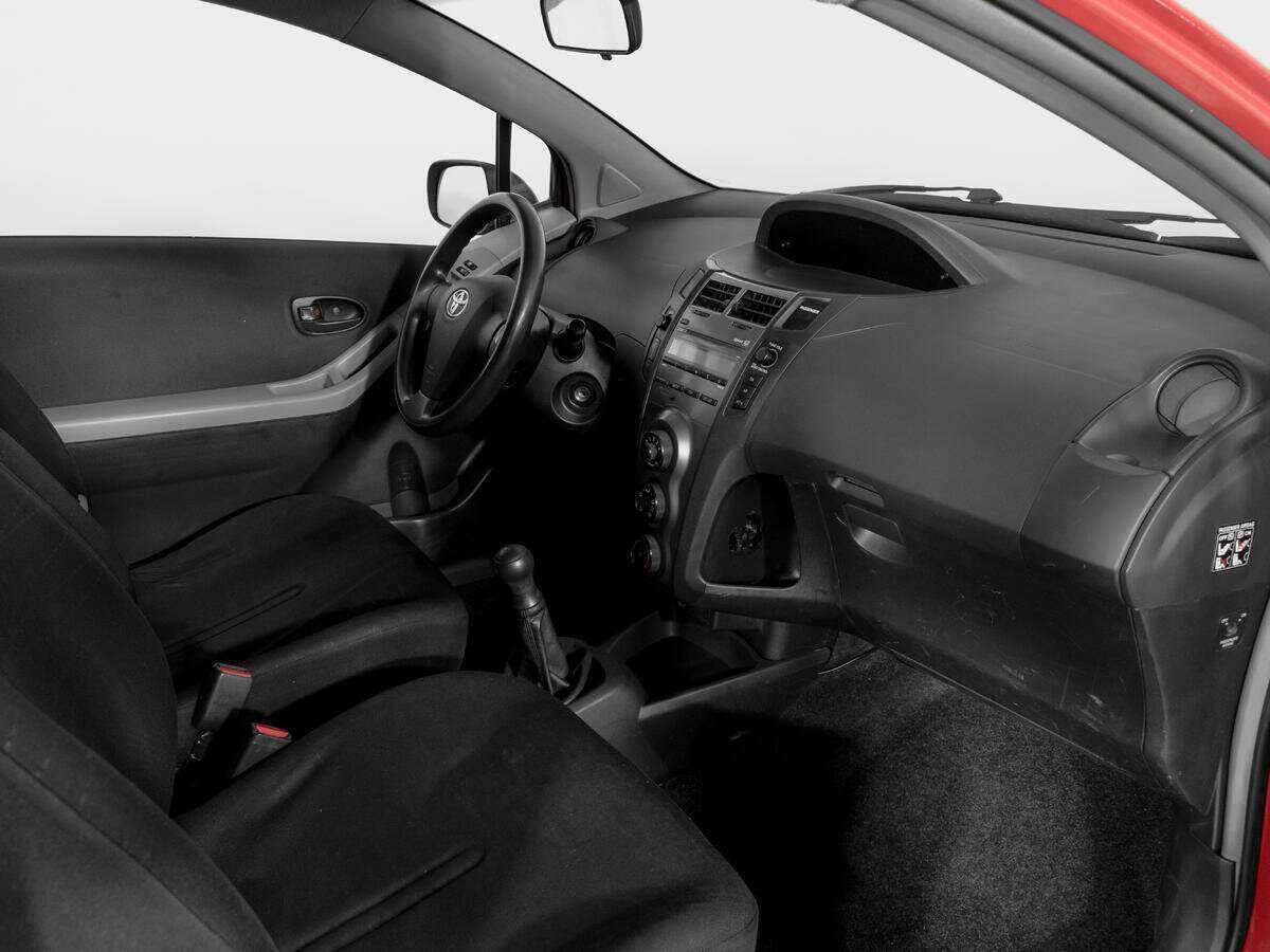 Toyota Yaris, 2010 Фото №9