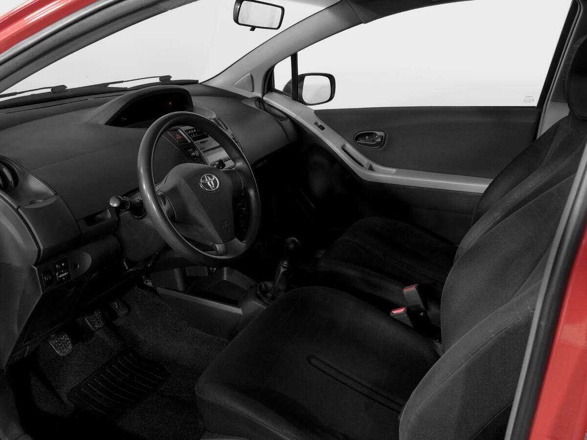 Toyota Yaris, 2010 Фото №15