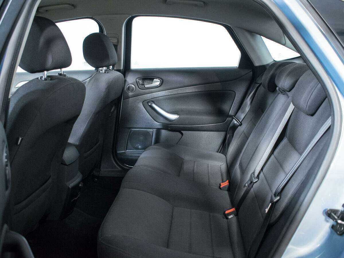 Ford Mondeo, 2010 Фото №10