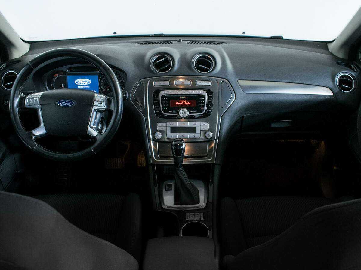 Ford Mondeo, 2010 Фото №12