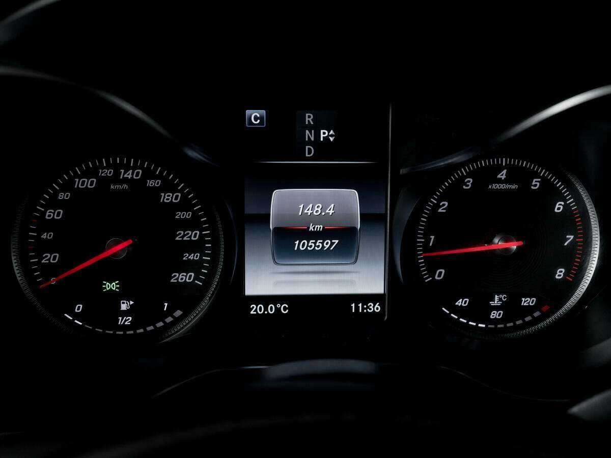 Mercedes-Benz GLC 250, 2018 Фото №11