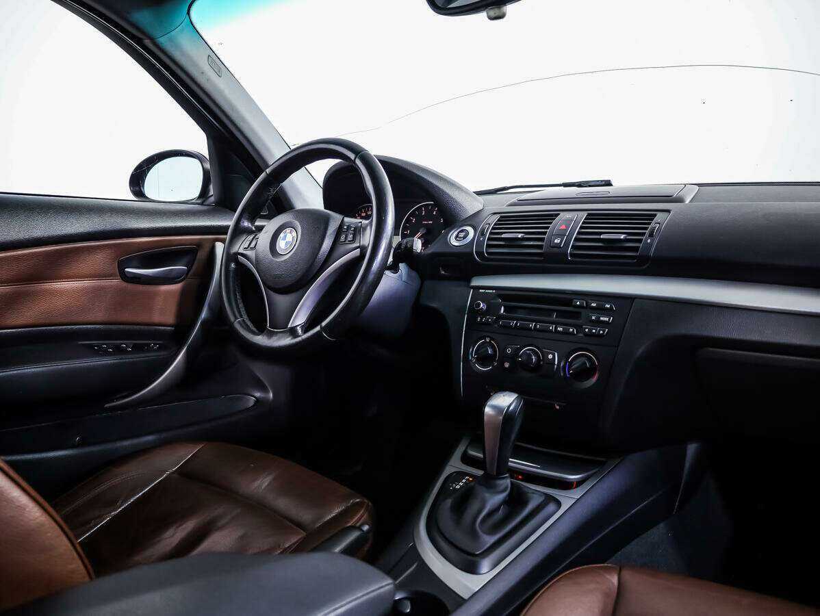 BMW 1 серии 118i, 2008 - 270 983 км. | Фото №8