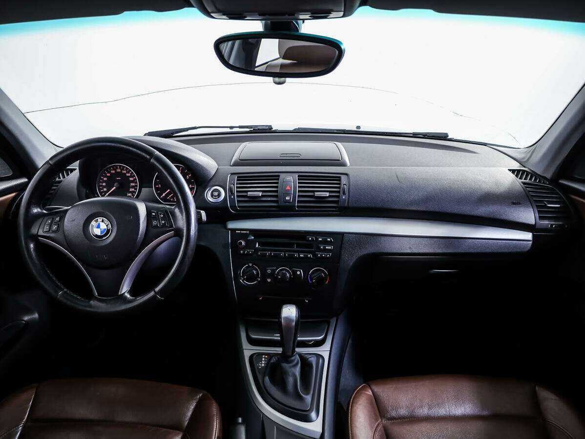 BMW 1 серии 118i, 2008 Фото №9