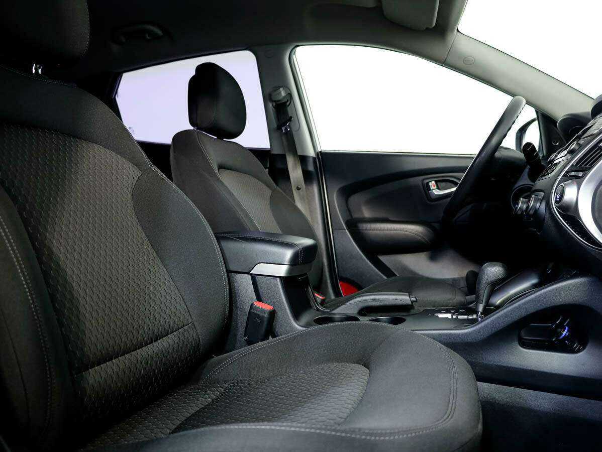 Hyundai ix35, 2011 Фото №11