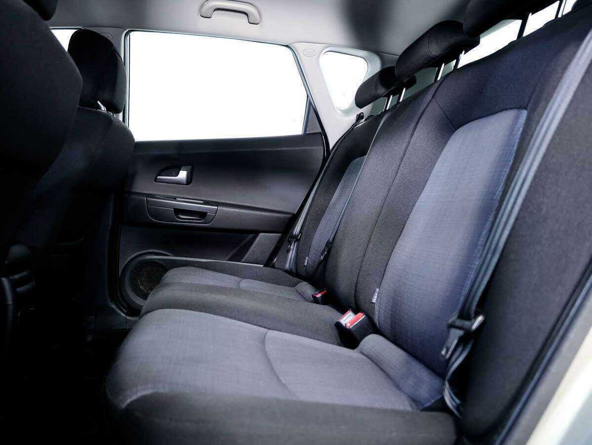 Kia Ceed, 2011 Фото №12