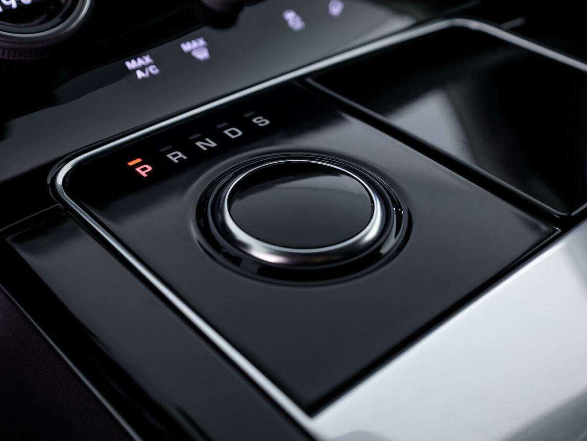 Land Rover Range Rover Velar, 2018 Фото №16