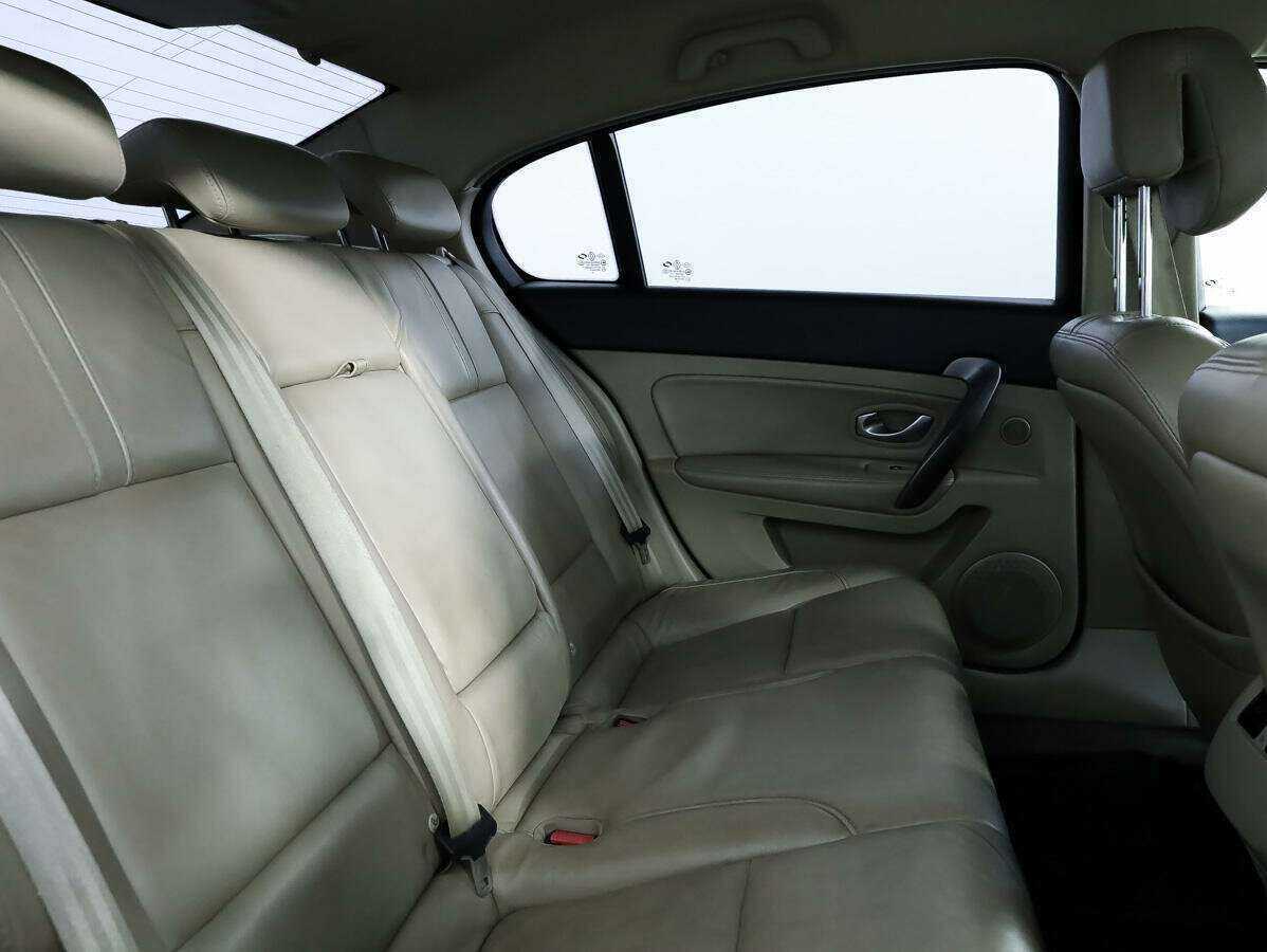 Renault Latitude, 2011 Фото №9