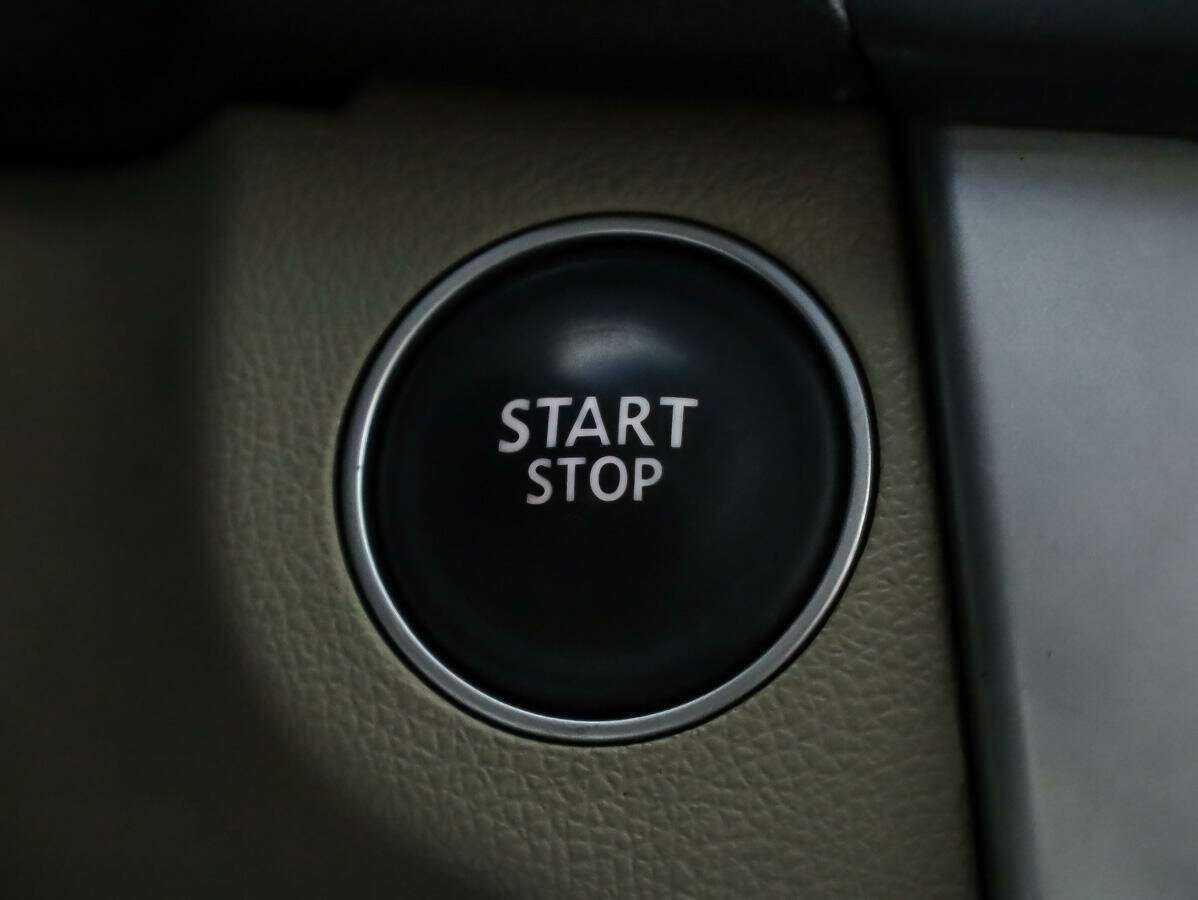 Renault Latitude, 2011 Фото №13