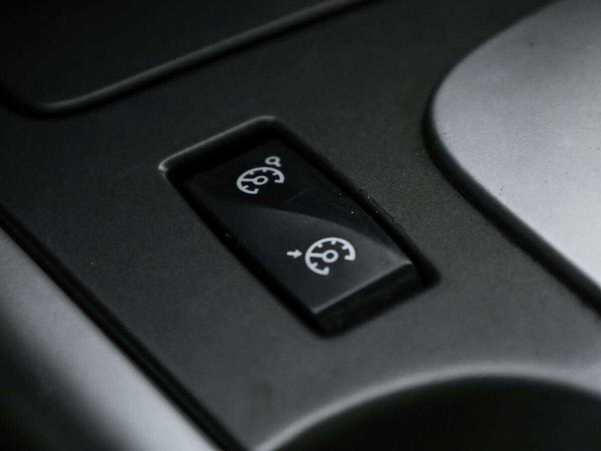 Renault Latitude, 2011 Фото №17