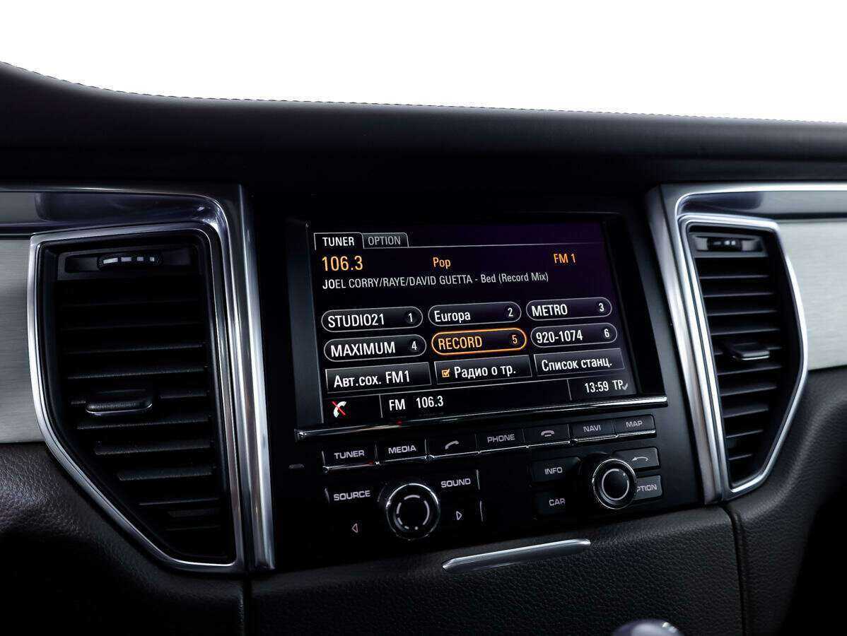 Porsche Macan Turbo, 2015 Фото №22