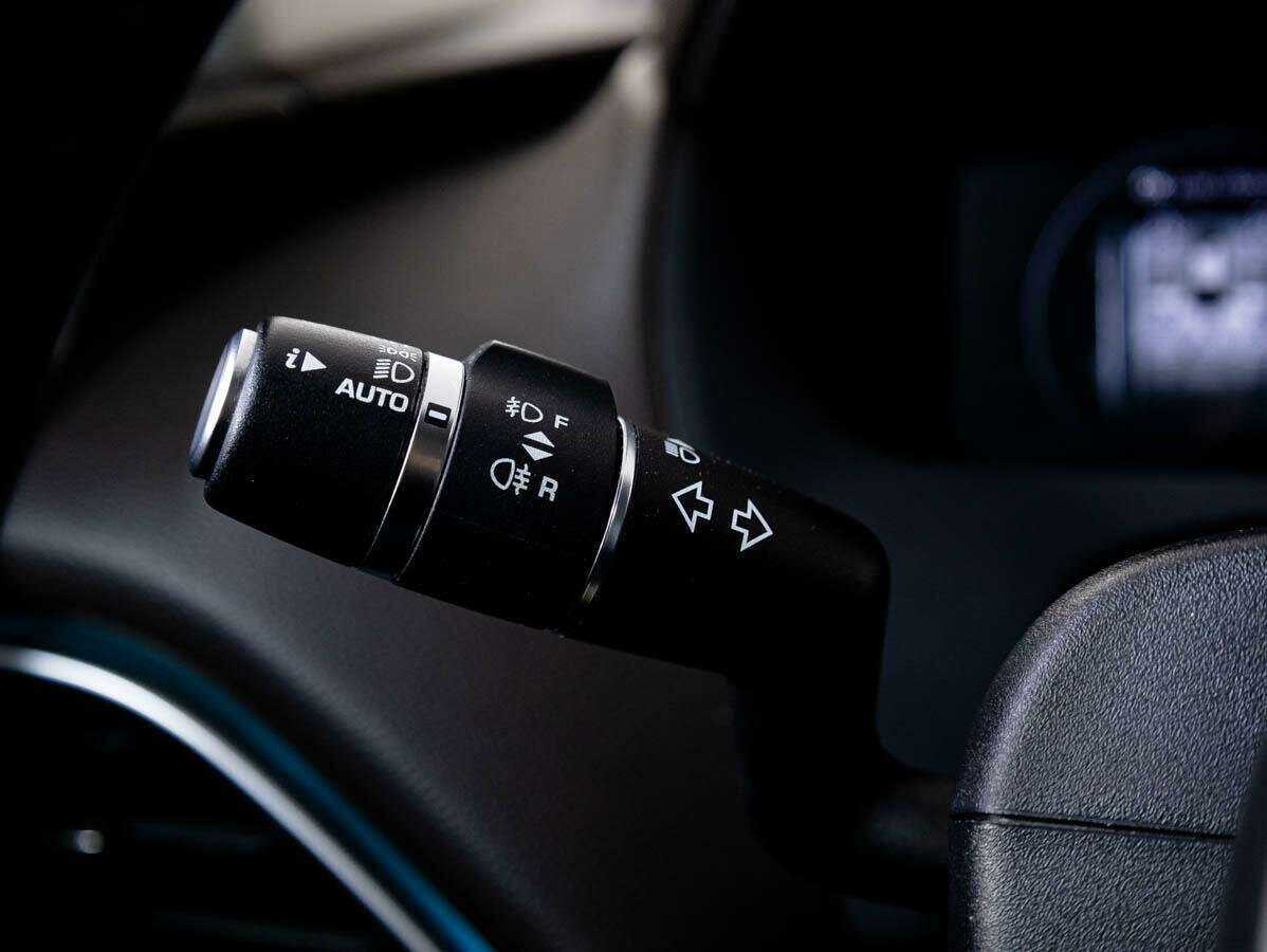 Jaguar F-Pace, 2016 Фото №19