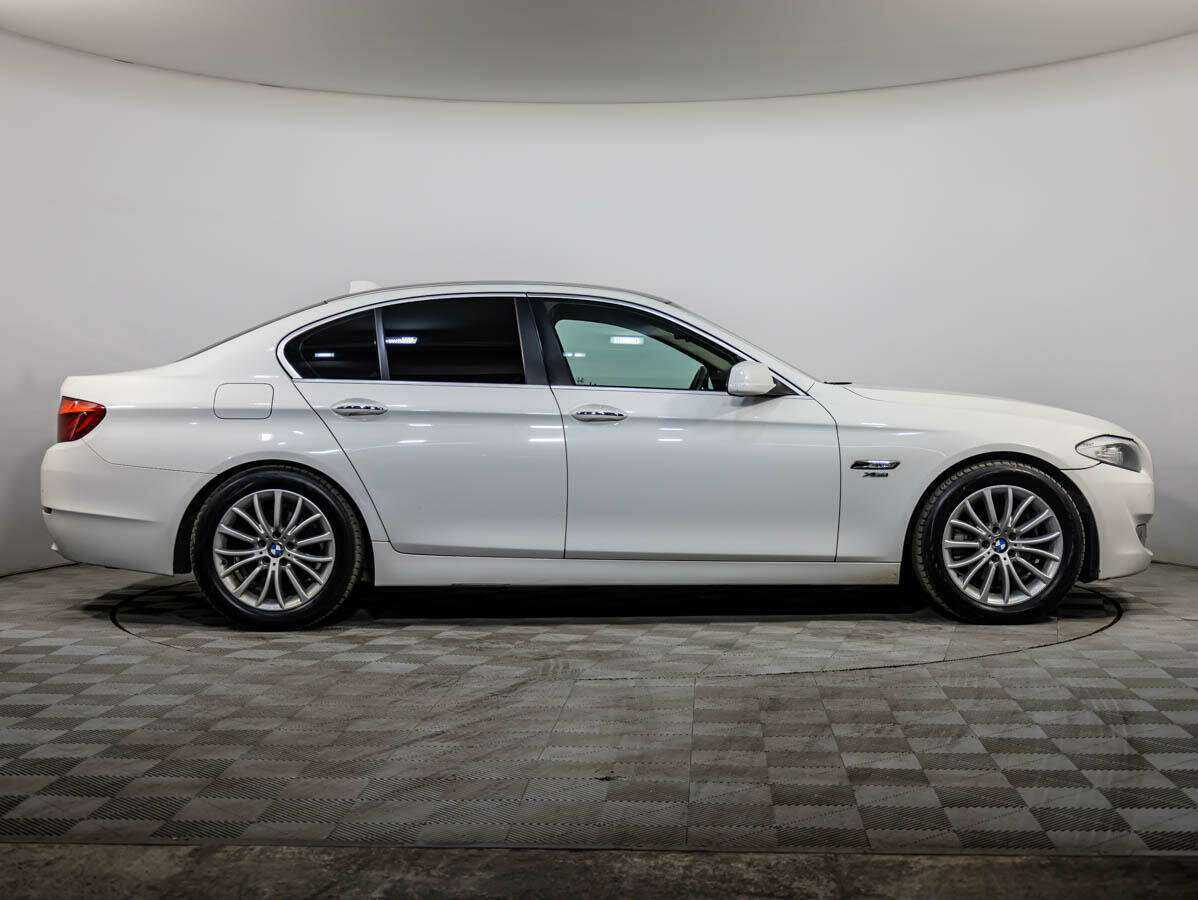 BMW 5 серии 525d xDrive, 2012 Фото №3