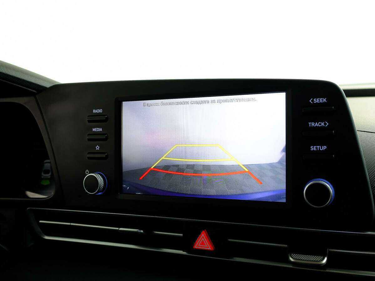 Hyundai Elantra, 2021 Фото №16