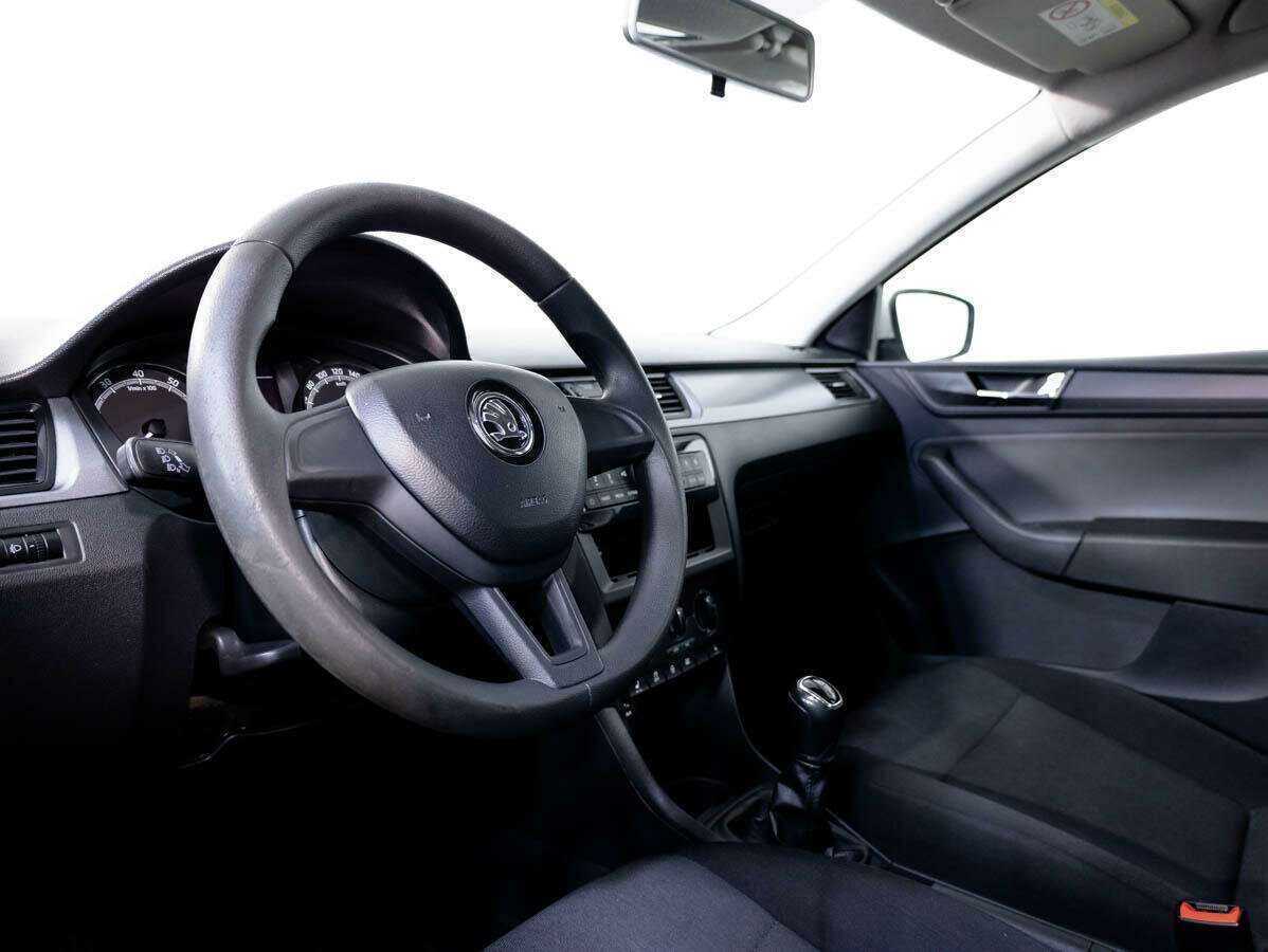 Skoda Rapid, 2017 Фото №10