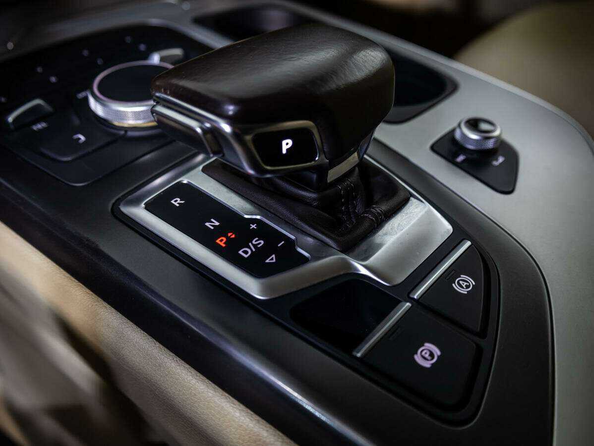 Audi Q7, 2018 Фото №15