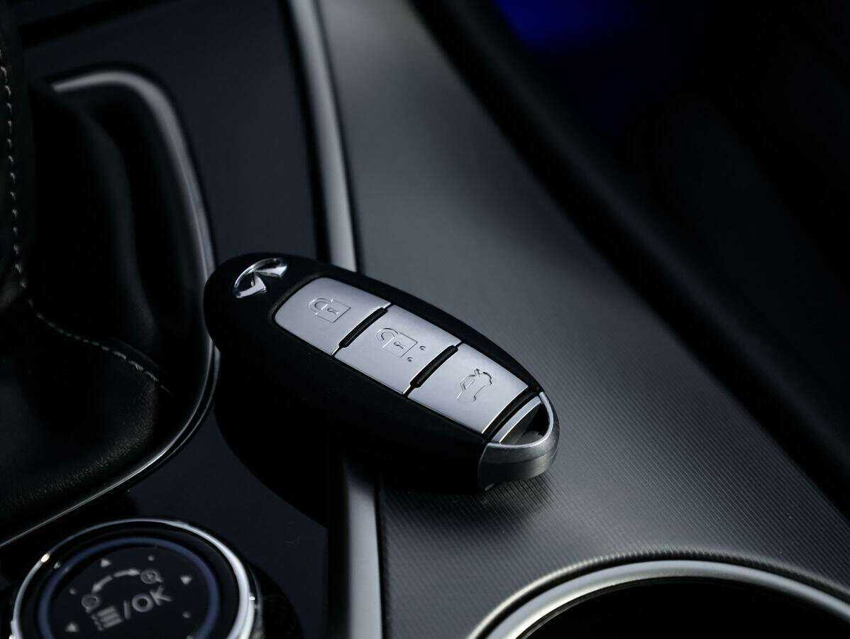 Infiniti Q60, 2021 Фото №24