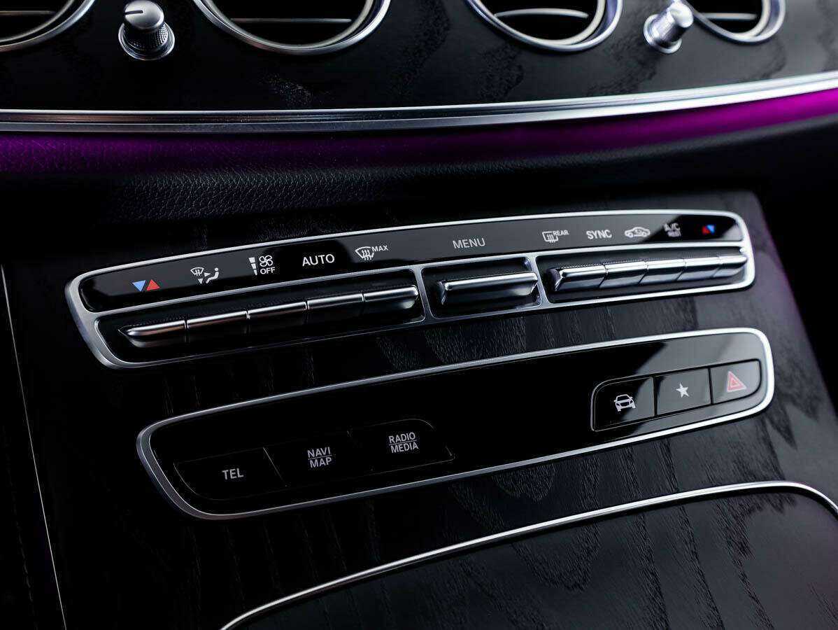 Mercedes-Benz E-Класс 220 d, 2020 Фото №17