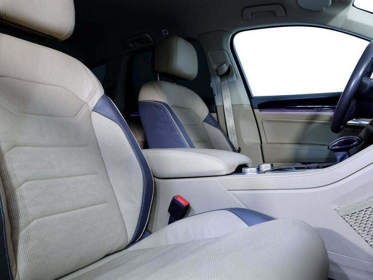 Volkswagen Touareg, 2020 Фото №10