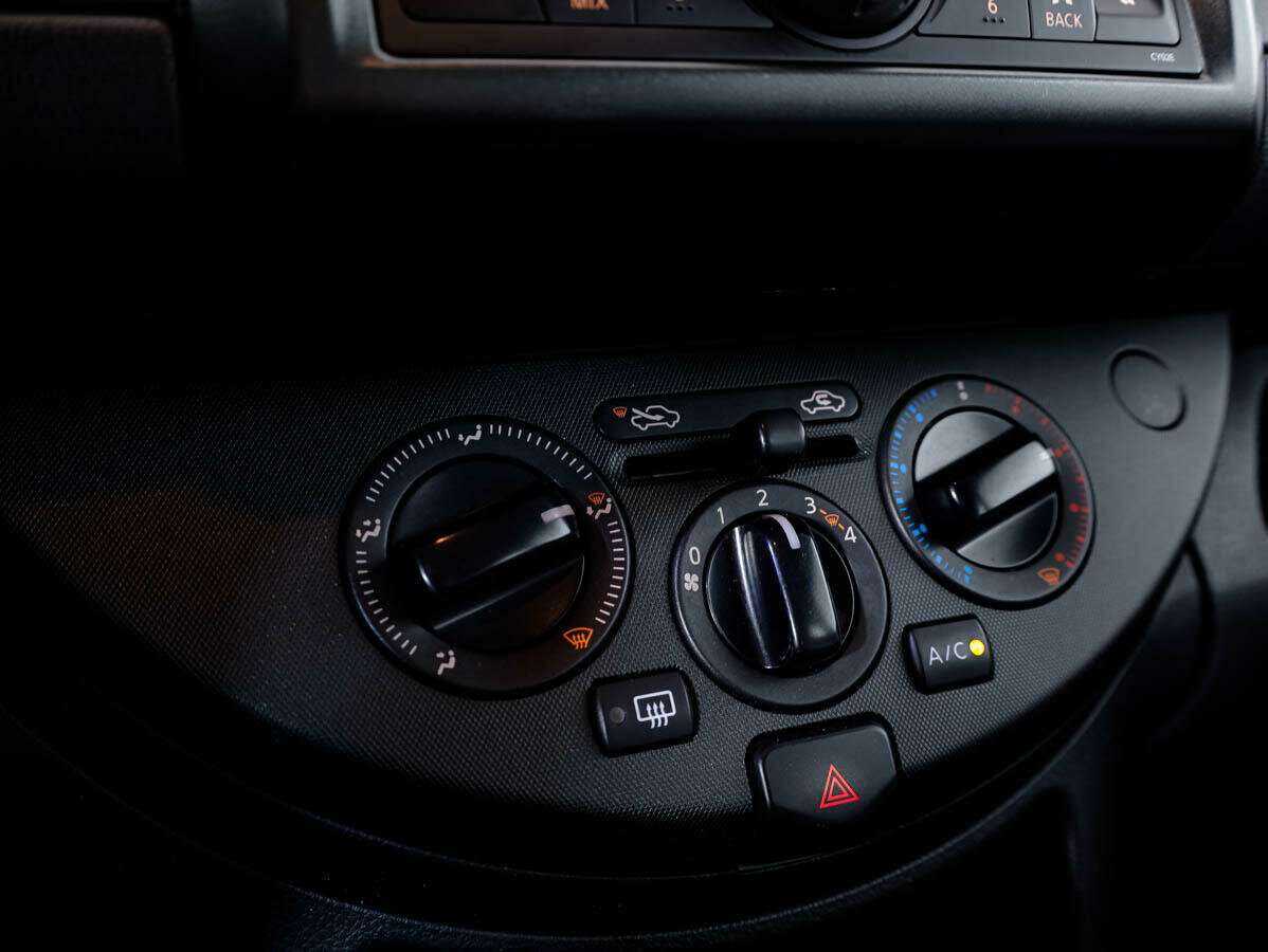 Nissan Note, 2008 Фото №17