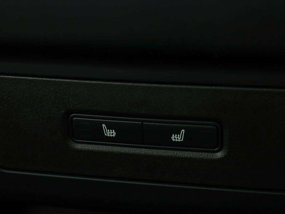 Land Rover Defender 90, 2021 Фото №25