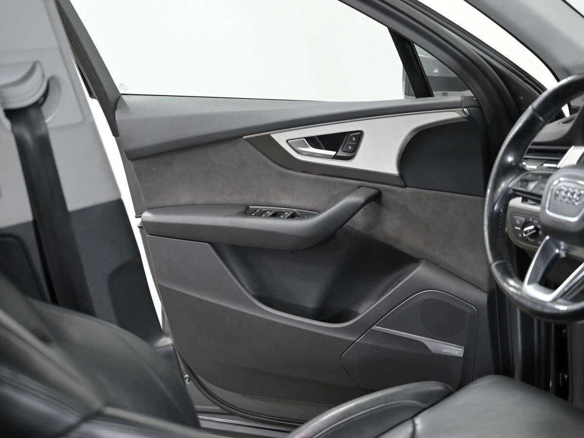 Audi Q7, 2017 Фото №14