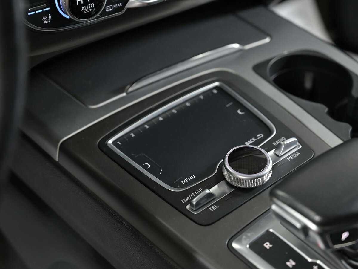 Audi Q7, 2017 Фото №16