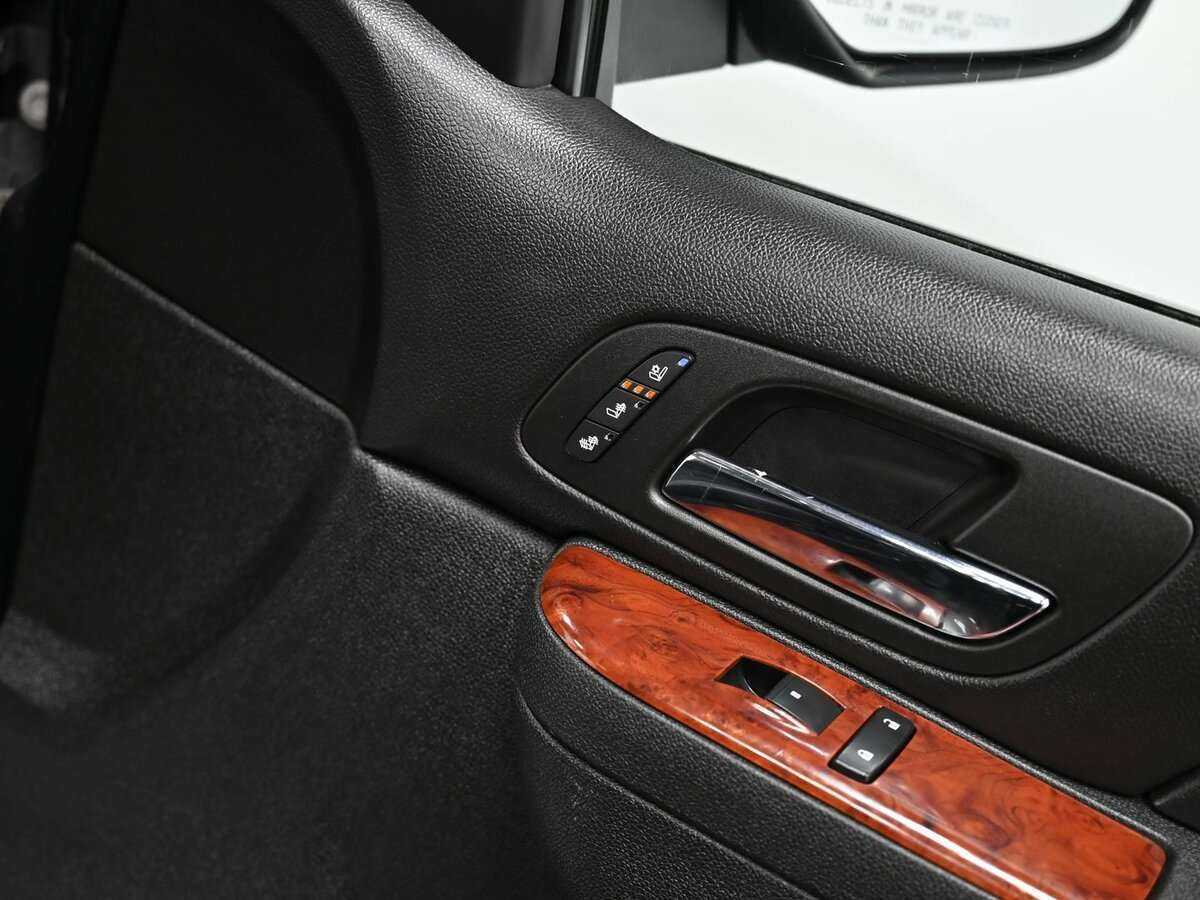 Chevrolet Tahoe 6AT, 2012 Фото №10