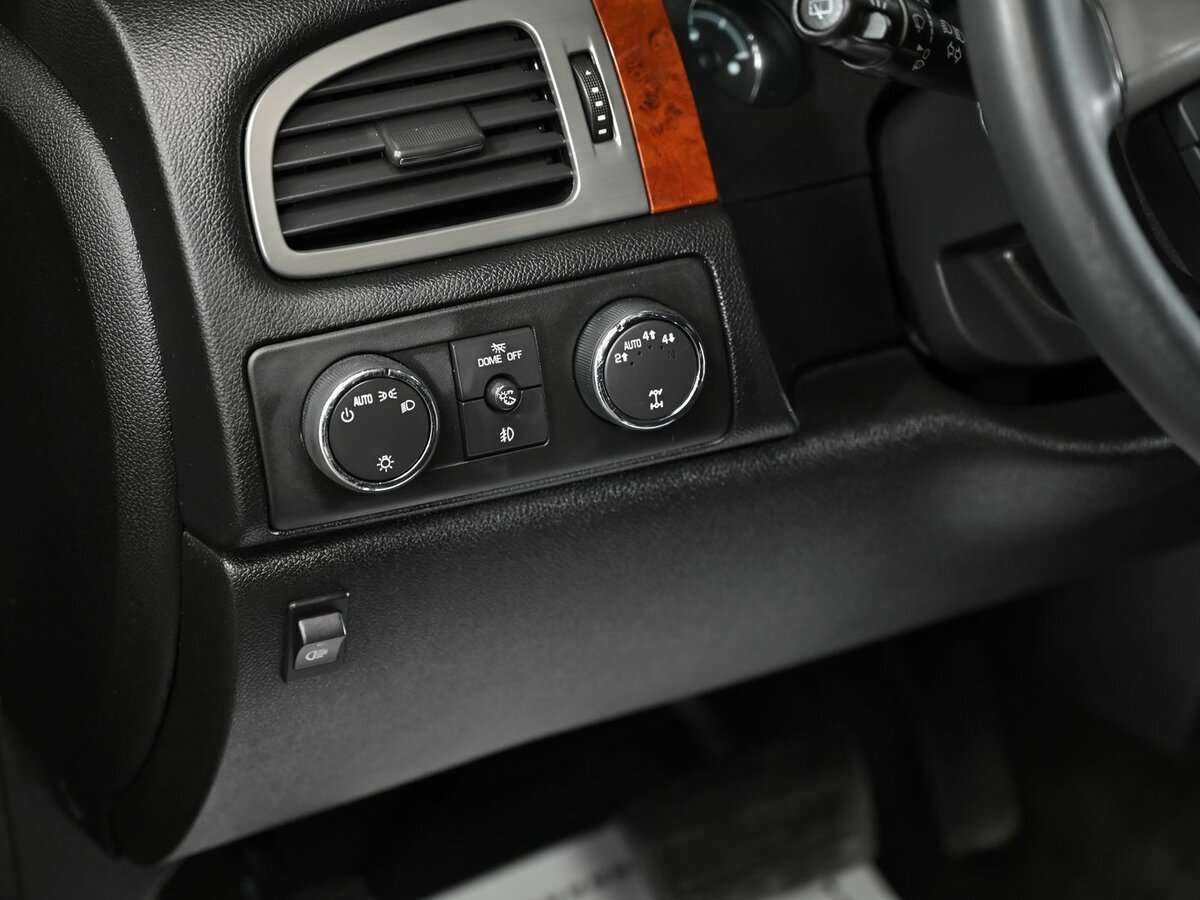 Chevrolet Tahoe 6AT, 2012 Фото №11