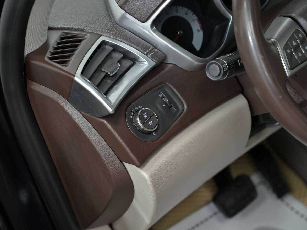 Cadillac SRX, 2010 Фото №16