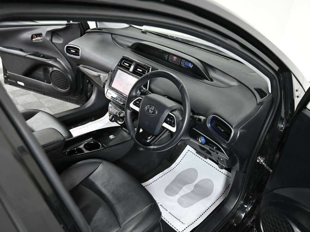 Toyota Prius, 2016 - 142 000 км. | Фото №6