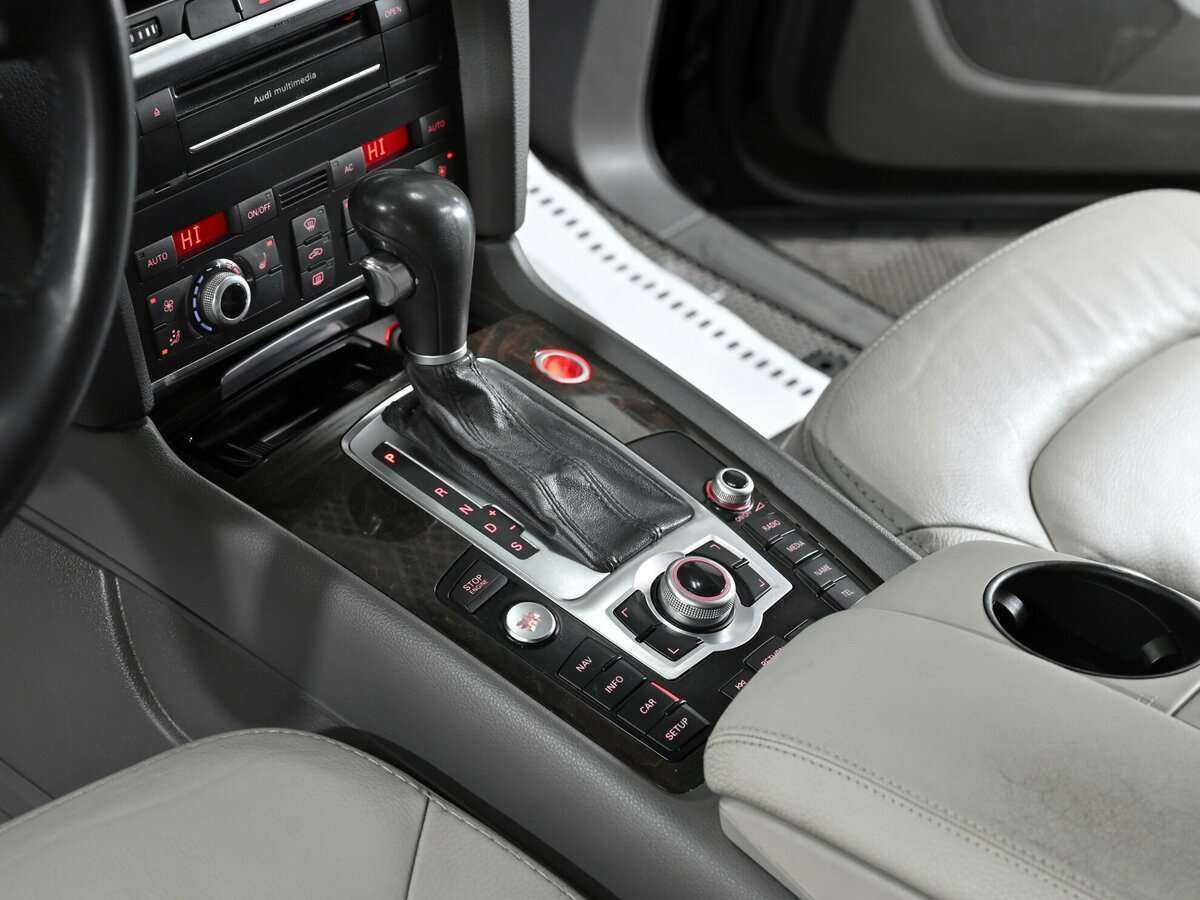 Audi Q7, 2010 Фото №10