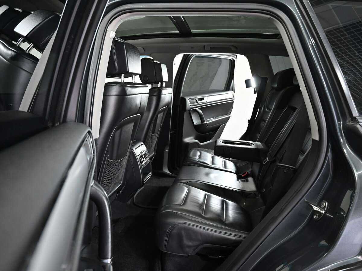 Volkswagen Touareg, 2011 - 152 000 км. | Фото №6