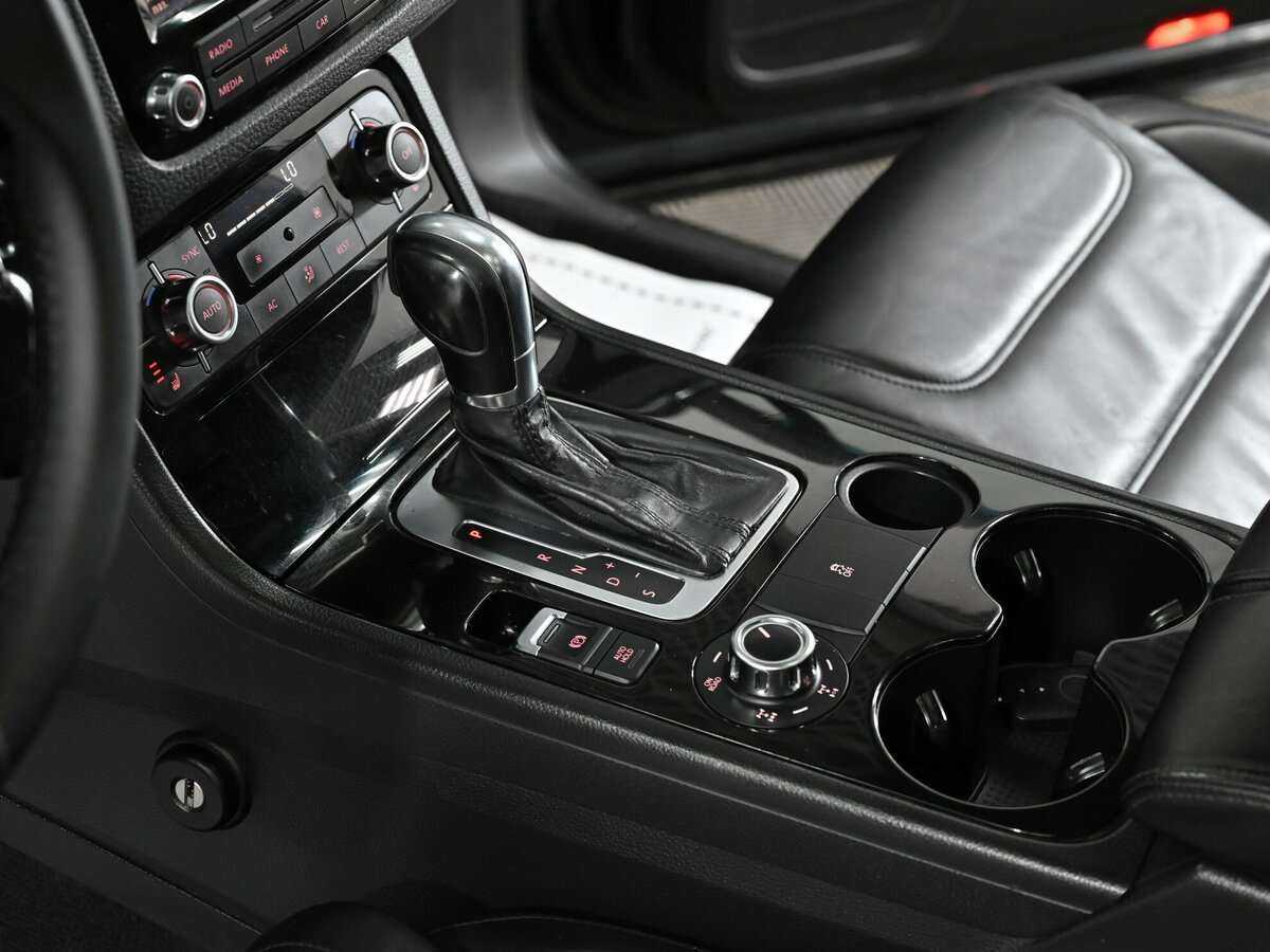 Volkswagen Touareg, 2011 Фото №13