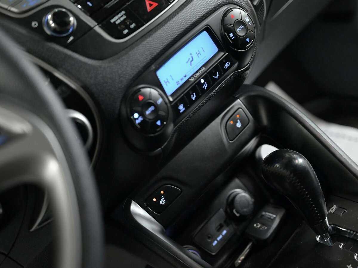 Hyundai ix35, 2011 Фото №10