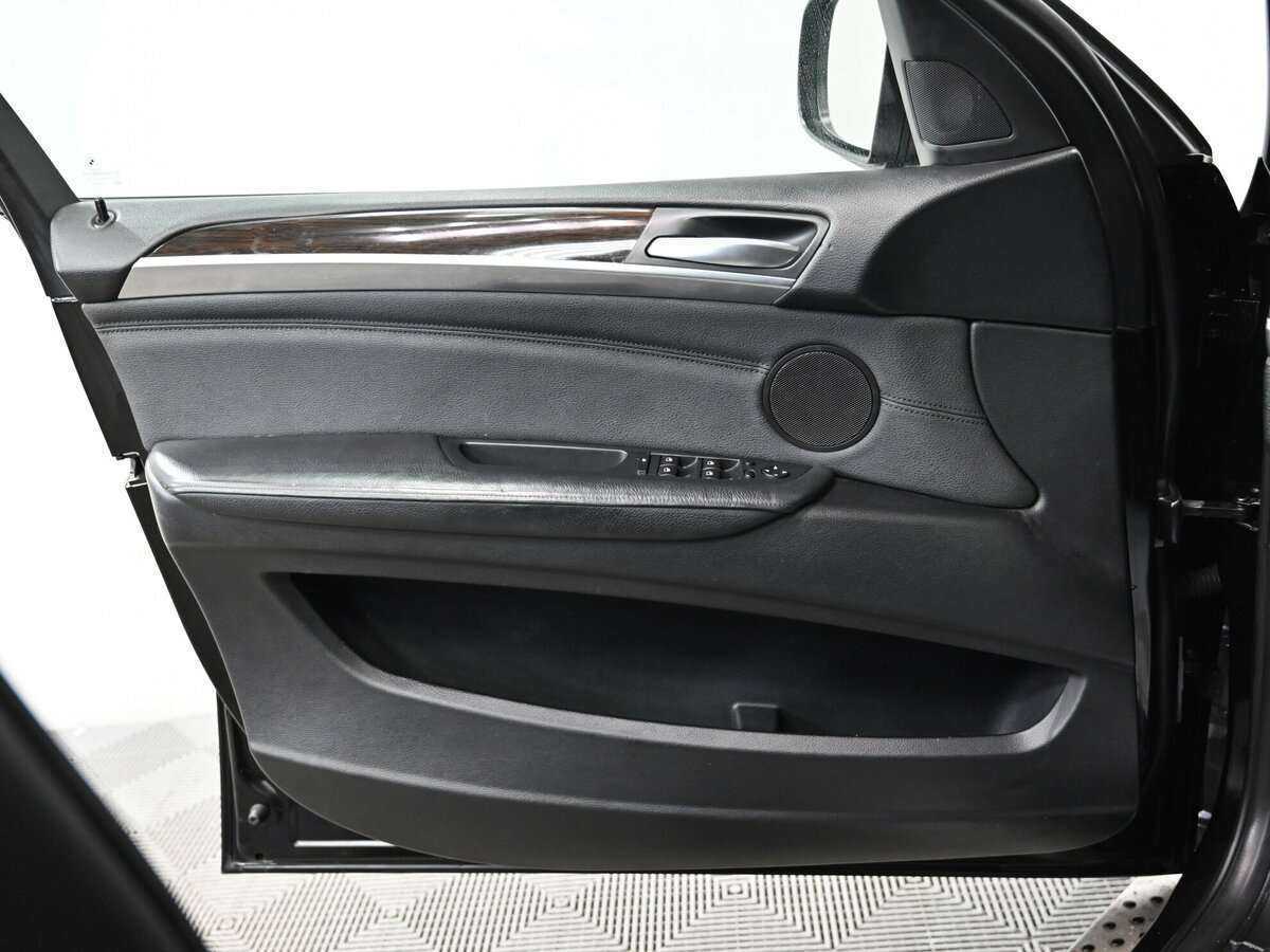 BMW X6 35i, 2013 Фото №14