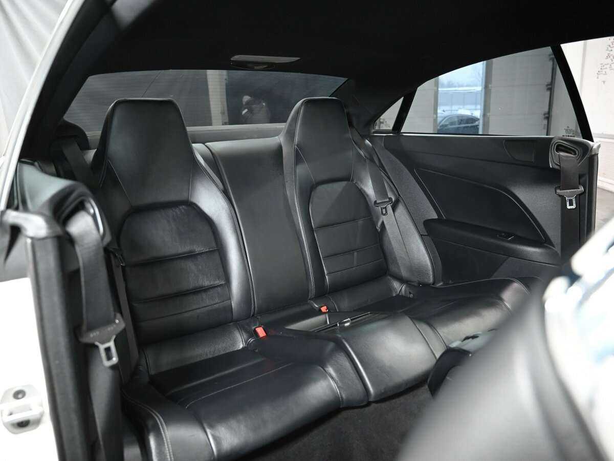 Mercedes-Benz E-Класс 250 7G-Tronic, 2011 Фото №12