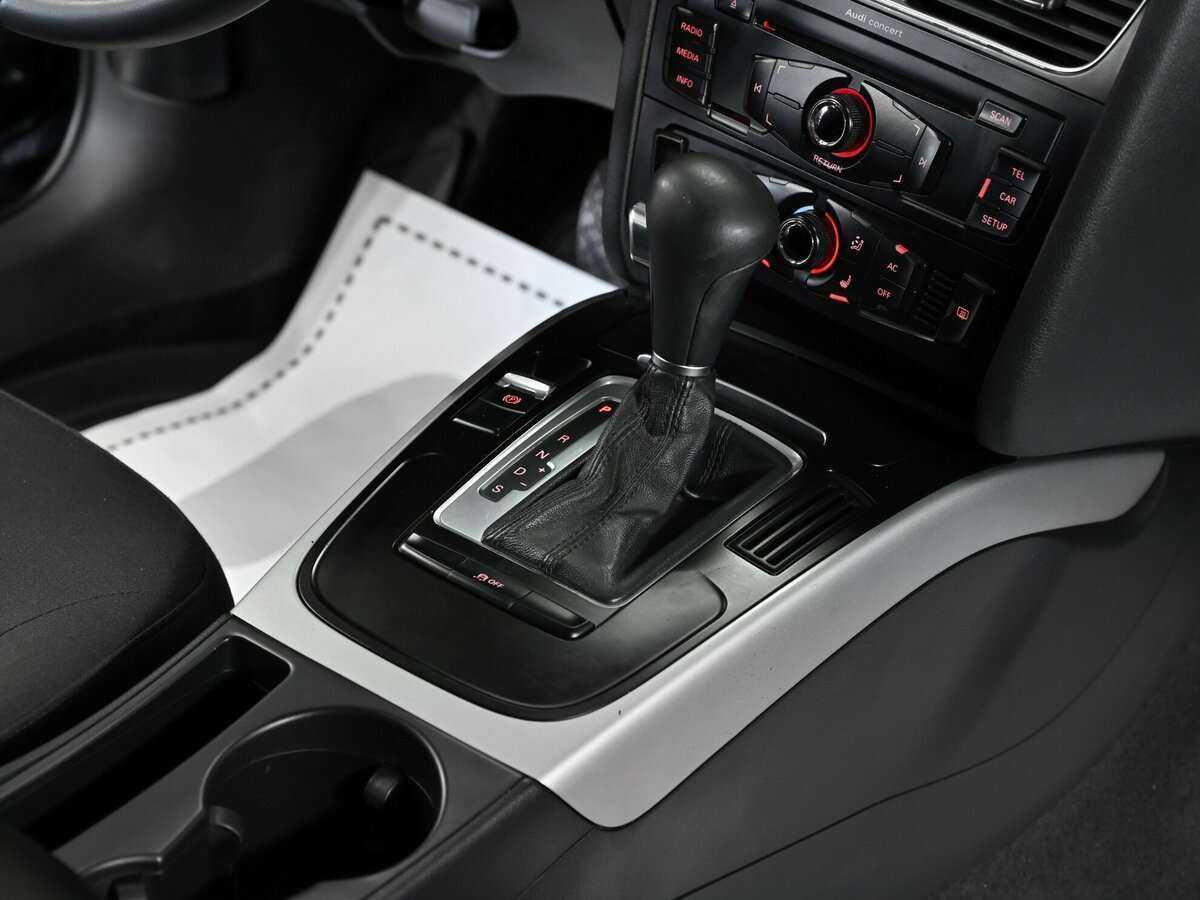 Audi A4, 2011 Фото №10