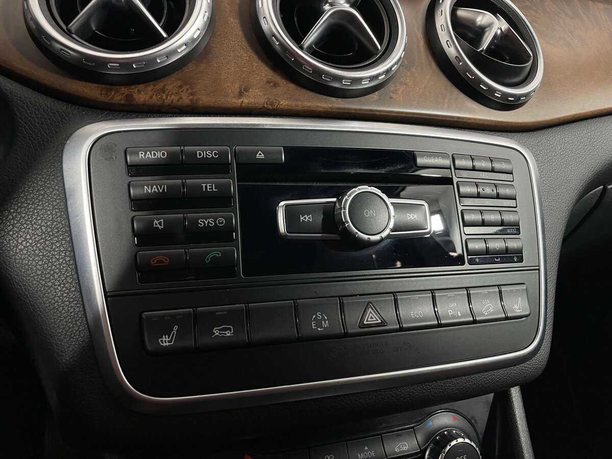 Mercedes-Benz GLA 250, 2014 Фото №18