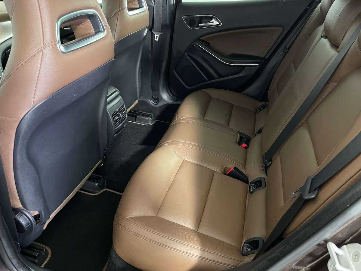 Mercedes-Benz GLA 250, 2014 Фото №23