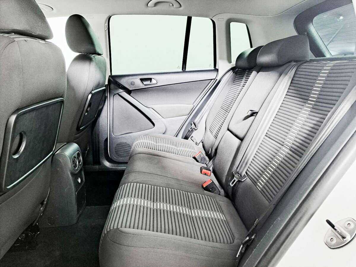 Volkswagen Tiguan, 2010 Фото №10
