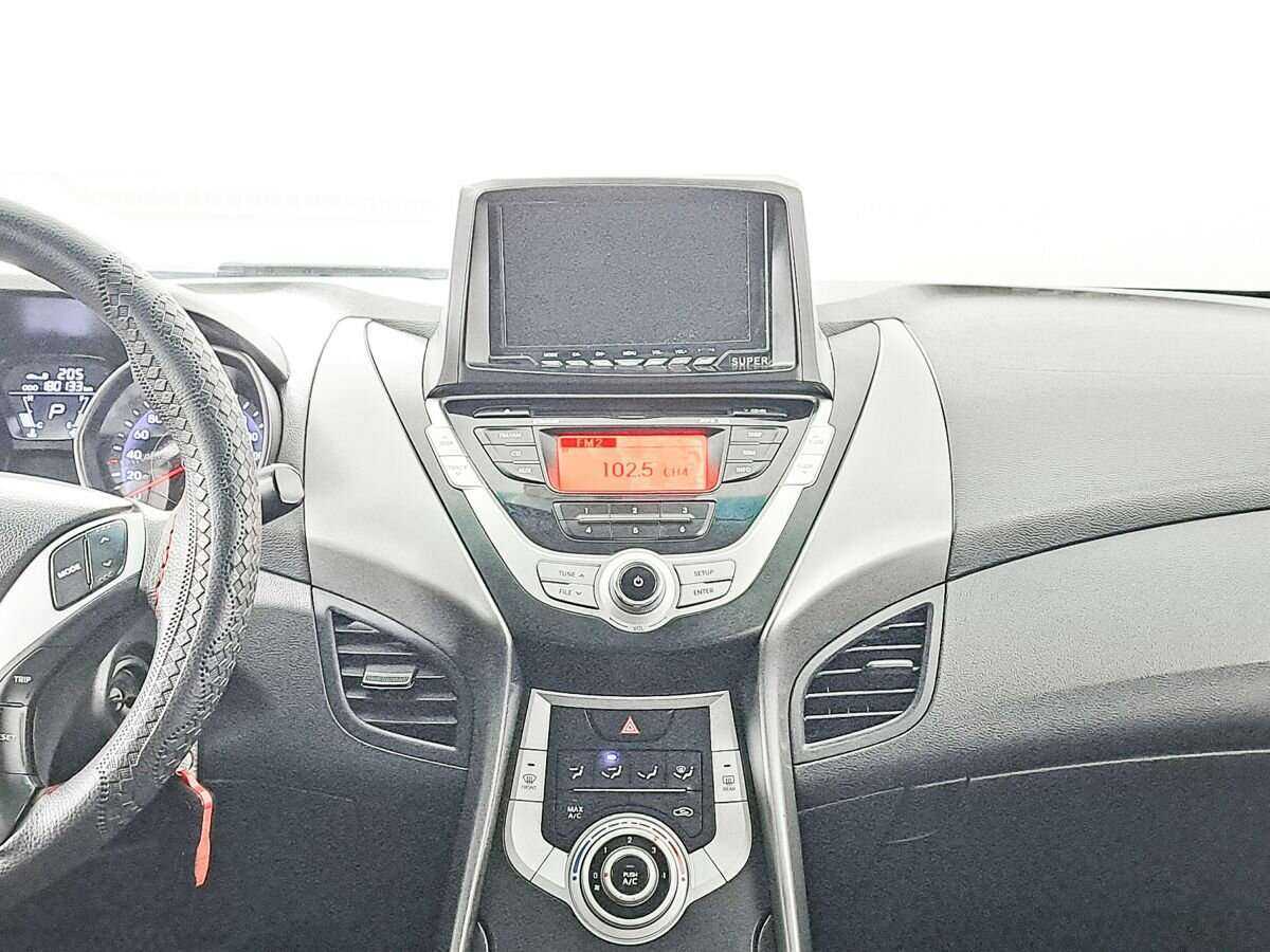 Hyundai Avante, 2011 Фото №11