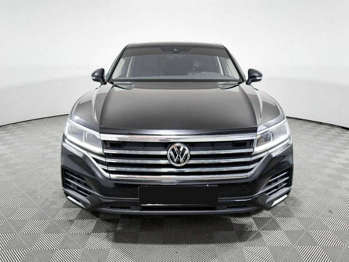 Volkswagen Touareg, 2018 - 185 018 км. | Фото №2