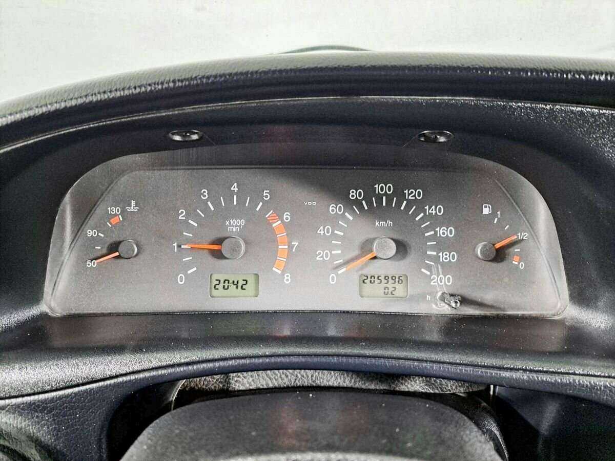 Chevrolet Niva, 2011 Фото №13