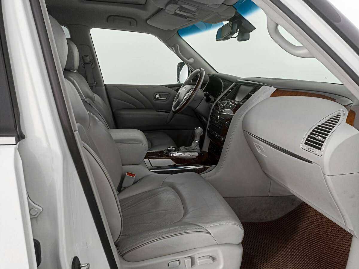 Infiniti QX80, 2016 Фото №11