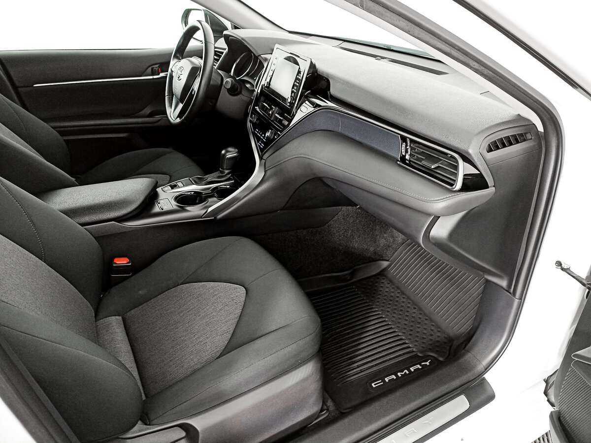 Toyota Camry, 2021 Фото №8