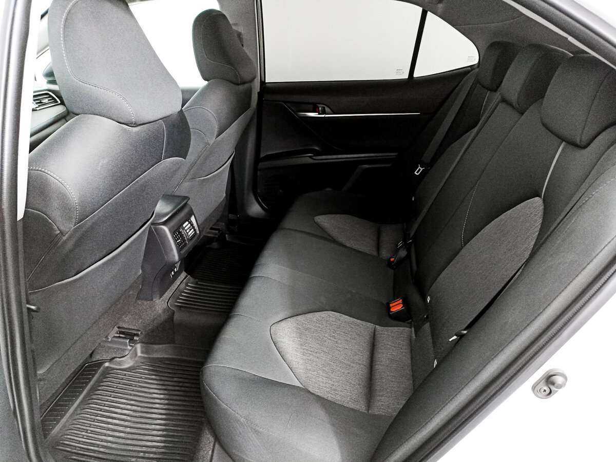 Toyota Camry, 2021 Фото №9