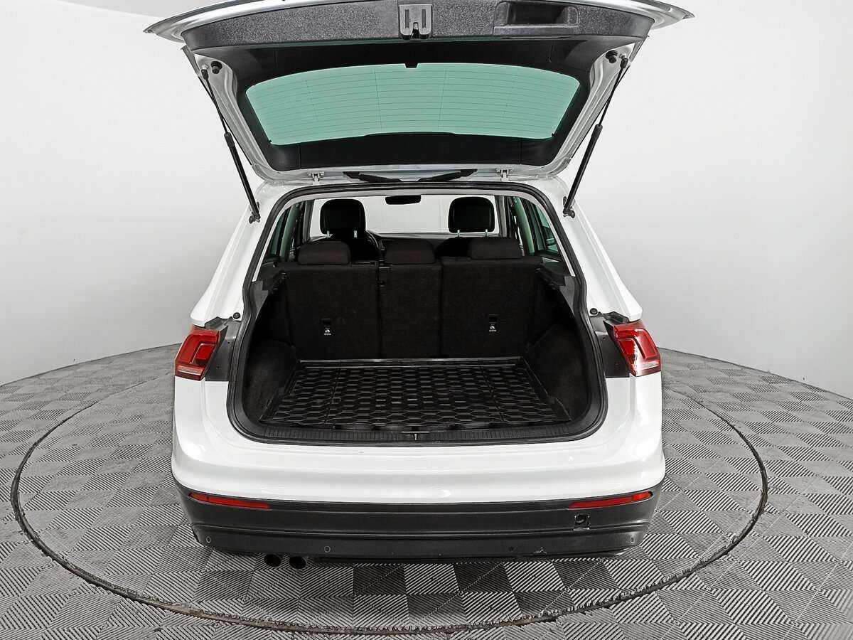 Volkswagen Tiguan, 2017 Фото №10