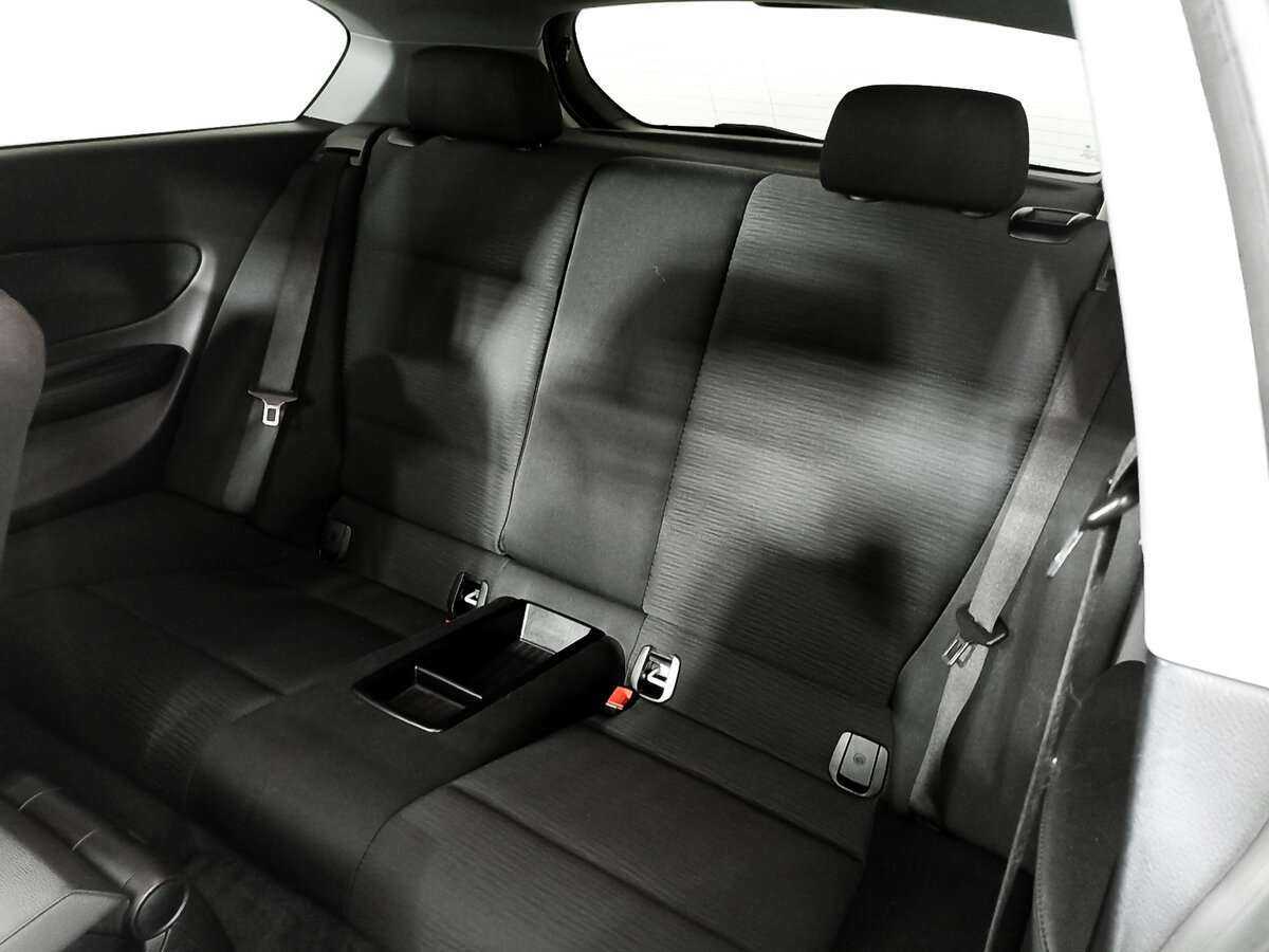 BMW 1 серии 116i, 2010 - 211 942 км. | Фото №8