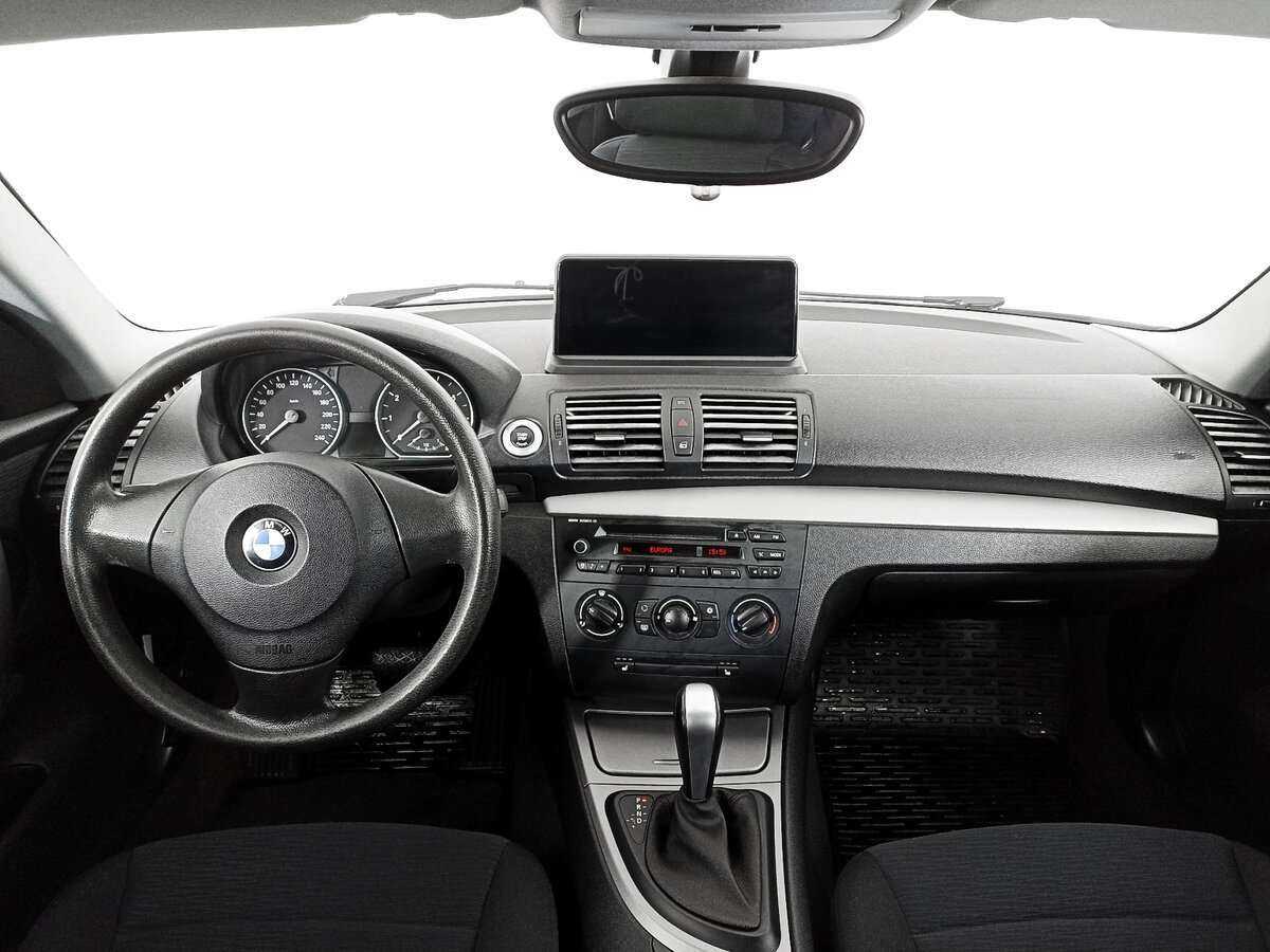 BMW 1 серии 116i, 2010 Фото №10