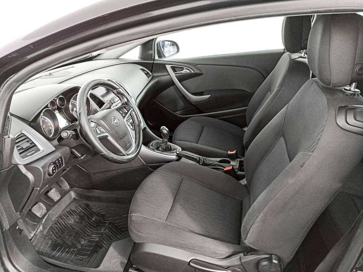 Opel Astra GTC, 2011 Фото №14